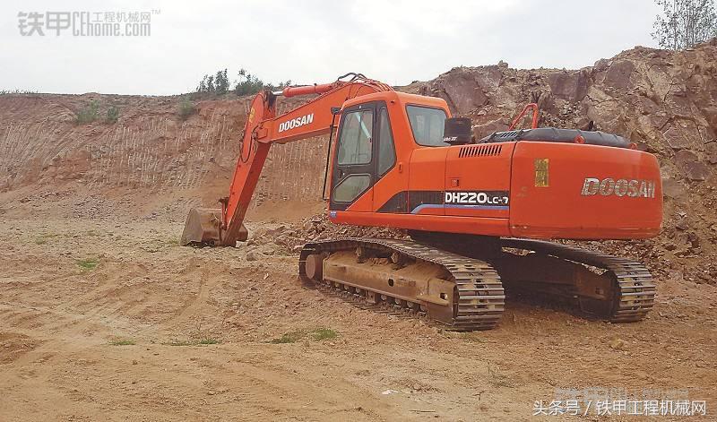 二手挖掘机试车,二手挖掘机讲解