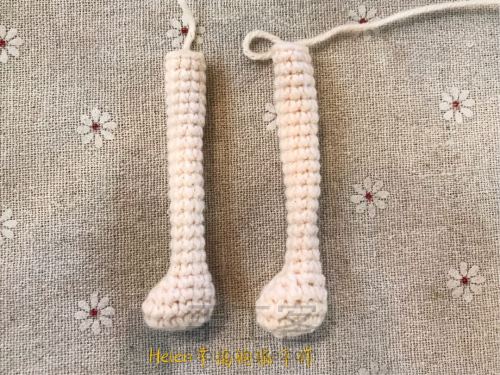 Helen老师简单几步教你做出一个萌萌的钩编娃娃