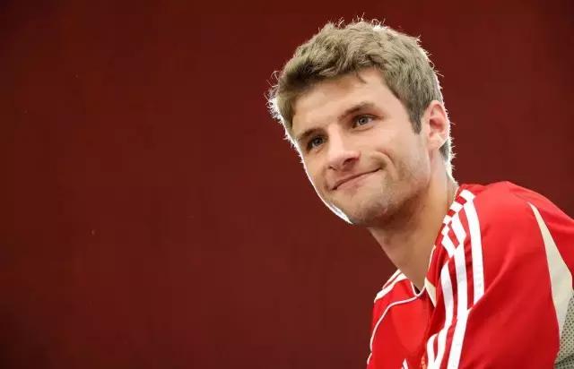 踢球上瘾的表现,踢足球上瘾是病吗