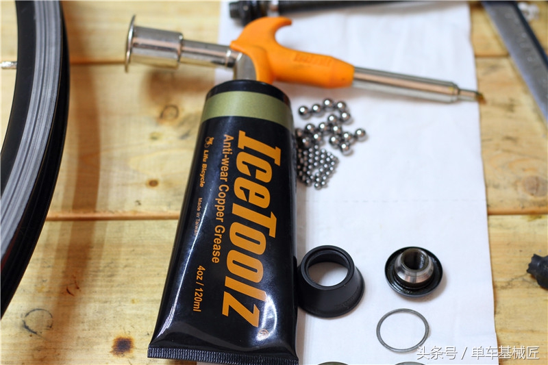 花鼓轴承拆卸技巧,拆滚珠花鼓需什么工具