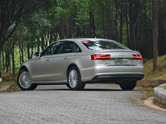 全新奥迪a6l换代2025款,奥迪a6l2023款最新款驾乘感受