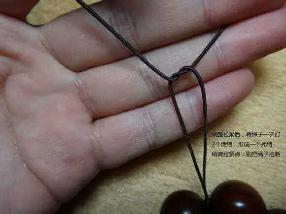 紫檀佛塔打结,小叶紫檀手串侧挂佛头打结方法