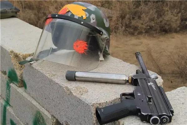 包头只剩这一家超好玩的彩弹枪俱乐部了！周末约起！