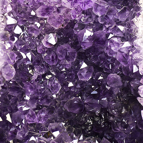 你所知道的紫水晶，对没错就她