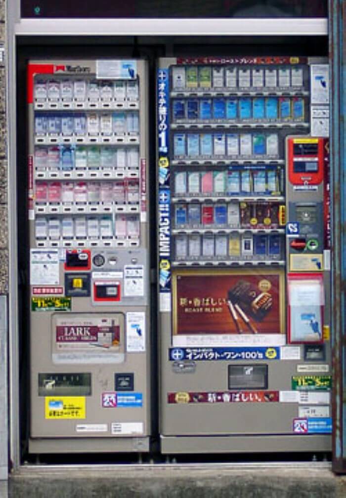 在日本抽烟要守规矩,日本独特的抽烟方式