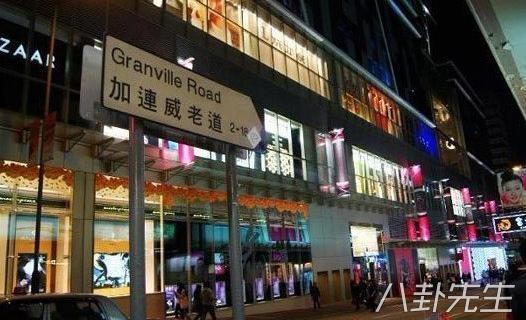 周星驰身价过百亿,周星驰一年赚几亿