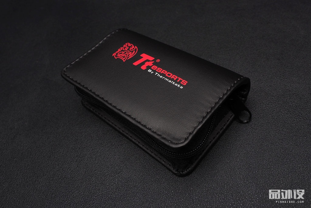 TteSPORTS隐者PRO专业版入耳式游戏耳机评测