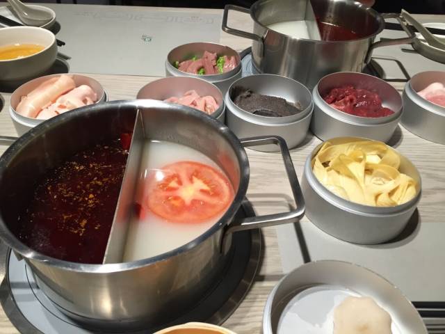 吃饭这么私人的事,吃饭是很私人的事