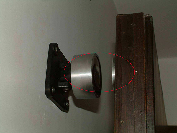 踢脚线出现裂缝,实木踢脚线接缝处裂开怎么办