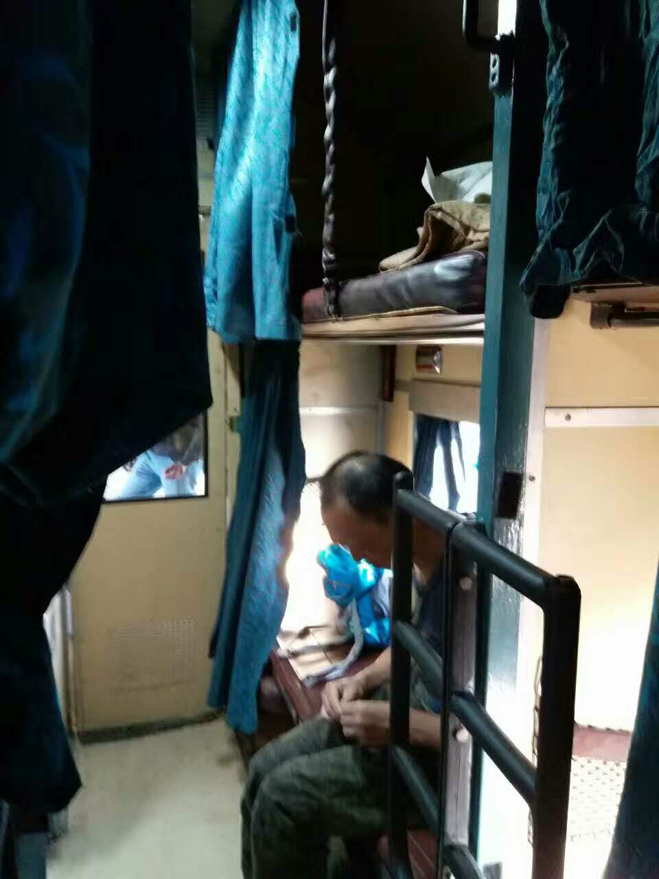 印度旅游交通 (去印度旅游的交通攻略)