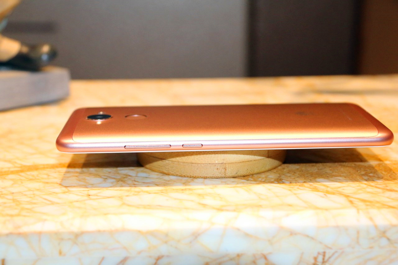 华为畅享7plus体验,华为畅享7plus2018年