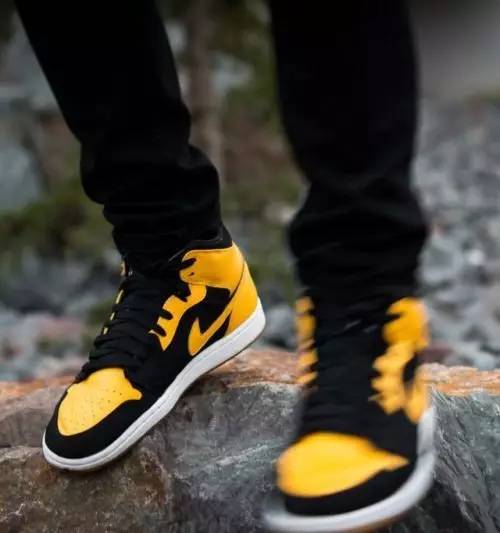 第一次买aj哪款比较好,第一次入手aj哪款比较百搭