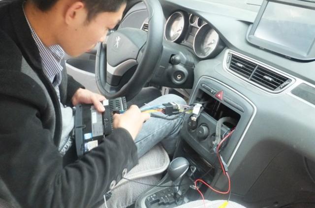 汽车导航安装视频教程,汽车安装导航大概多少钱