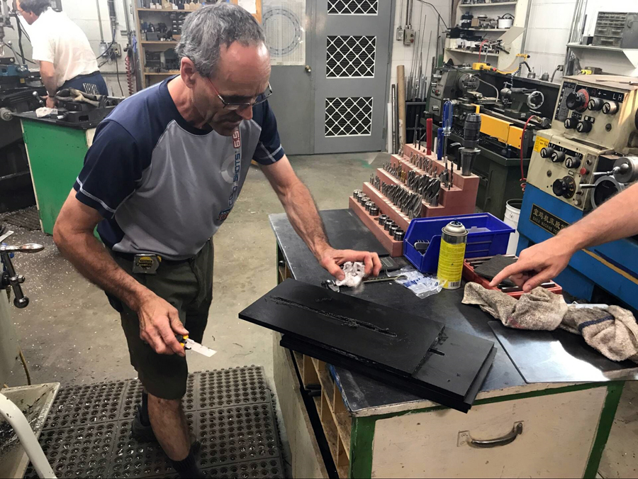 极速快报：弘力乐器2017加拿大Godin吉他工厂参观第一天精彩视频