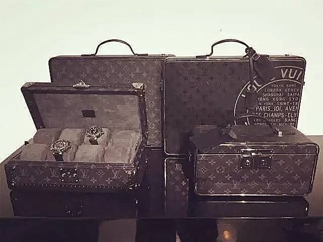 lv个性化定制产品是什么意思,lv个性化定制包包