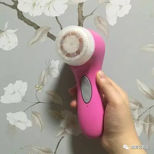 四十岁干皮敏感肌适合哪种护肤品,日本精华油哪一款适合干皮敏感肌