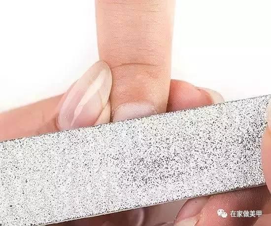 玛塔龟指甲断了,玛蒂折断手指