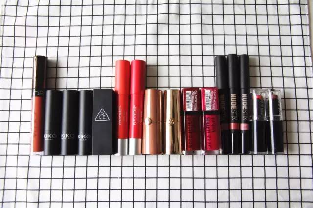 2020平价口红色号排行榜前十名,复古玫红平价学生口红10元以下