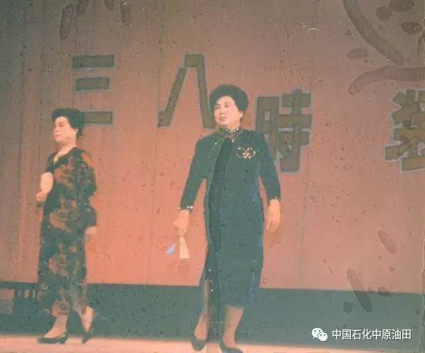 油田老照片,曾经有上万人居住的地方