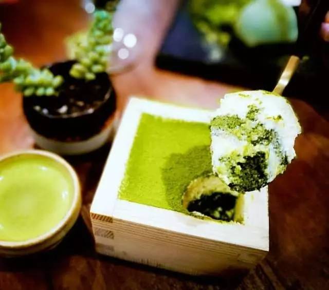 日本ins风冰淇淋,日本的金箔冰淇淋