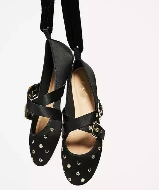 集优雅与舒适于一身的芭蕾鞋,时尚圈火炸天的芭蕾舞鞋