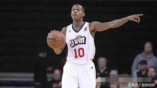 哈斯勒姆ncaa全国冠军,曾凡博ncaa最高得分