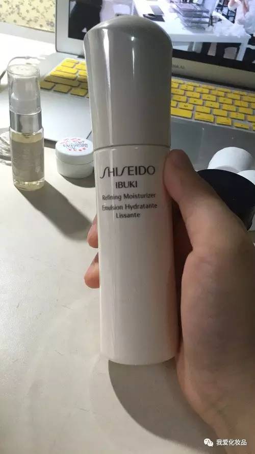 四十岁干皮敏感肌适合哪种护肤品,日本精华油哪一款适合干皮敏感肌