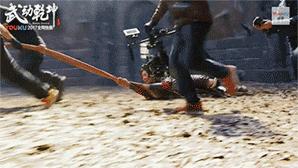 杨洋私下是什么样子的,颜值与风度并存的杨洋