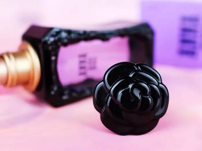 安娜苏独角兽香水属于什么档次,安娜苏美人鱼香水和独角兽香水