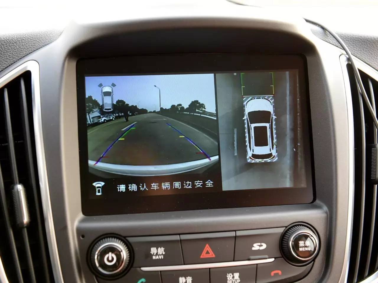 宝骏560和h6哪个好,哈弗h6和宝骏560哪个更值得入手