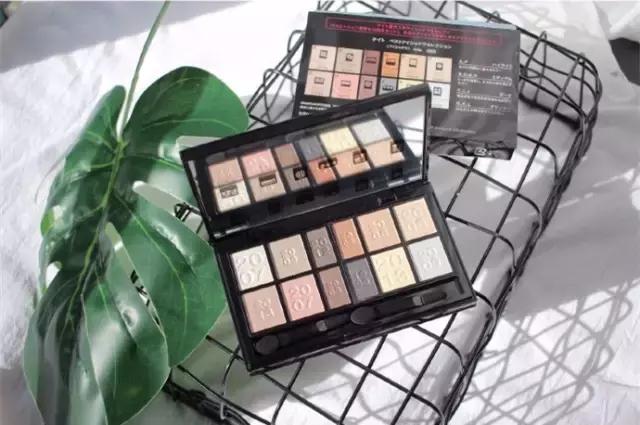 kate眼影和can make眼影哪个好 (kate眼影dark vintage)