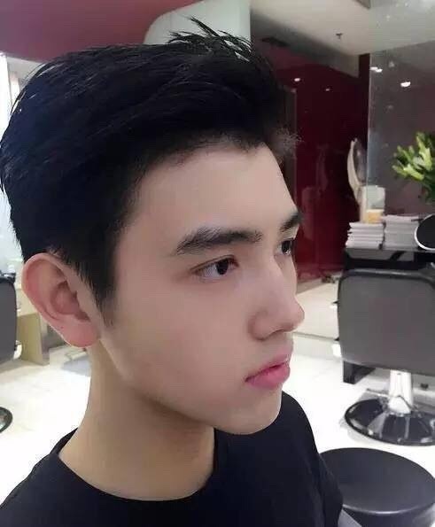 男生发型改造成功案例,男生发型改造视频教程