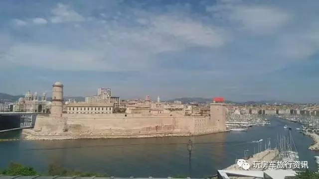 亚欧自驾之旅第60-61天｜在圣托里尼，看日落爱琴海