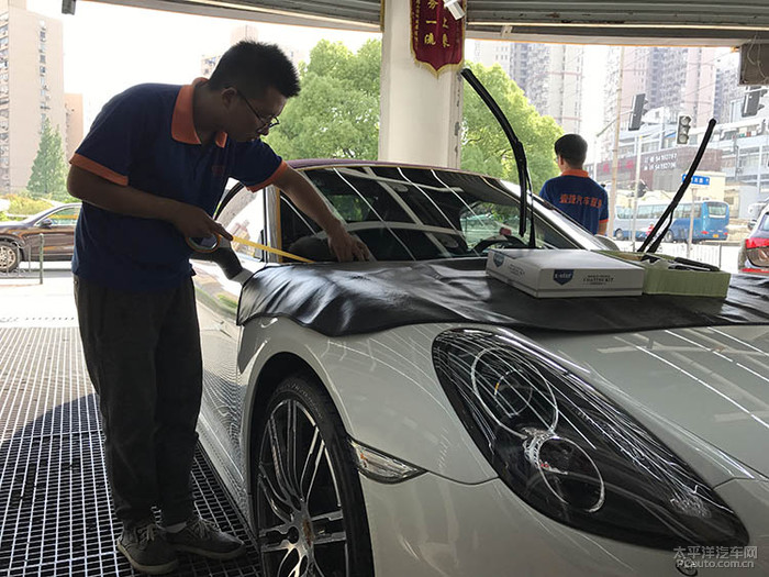 关于汽车镀晶、汽车贴膜，上海壹捷让我们的汽车生活更从容