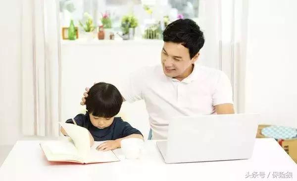 父亲节应该给爸爸买些什么呢,父亲节给爸爸买什么爸爸才高兴