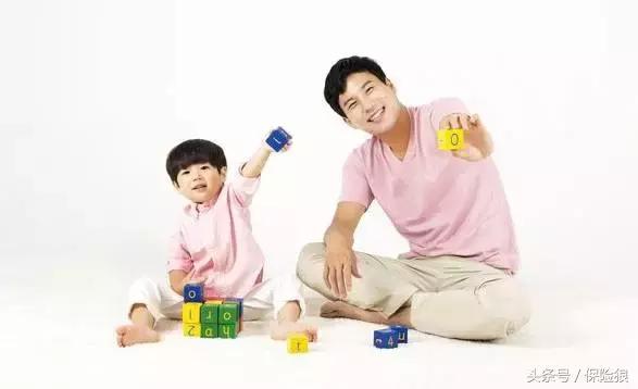 父亲节应该给爸爸买些什么呢,父亲节给爸爸买什么爸爸才高兴