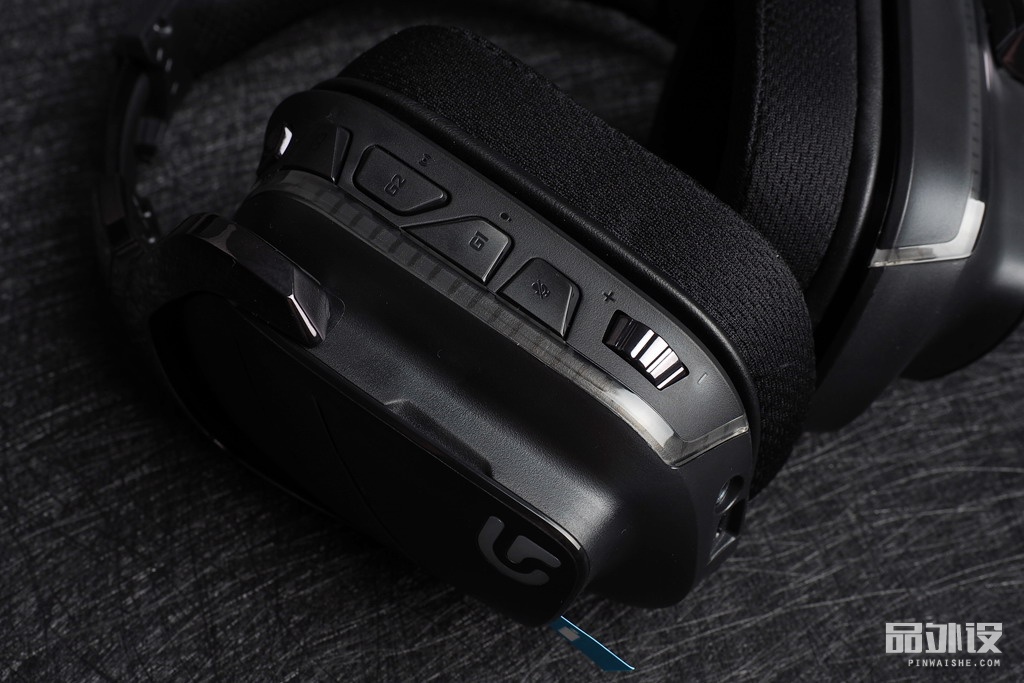 罗技g933的耳机接收器通用吗,罗技g933s耳机开机灯亮一下就灭