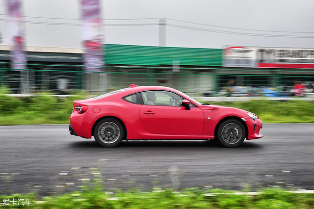 椹鹃┒涓扮敯86,涓扮敯86椹鹃┒鏁欑▼