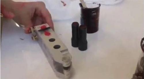 怎么做可以涂在嘴巴上的口红,口红是怎么做的能涂吗