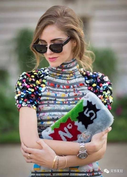 有一种表在你眼里俗掉渣在我眼里却胜过千千万