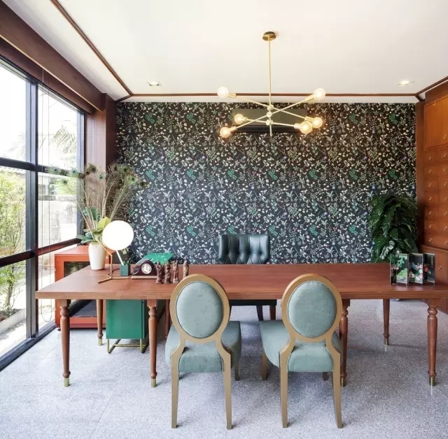 休假都不想去上班了,没有假期的工作好累想出去走走