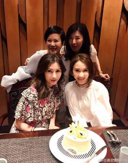 李嘉欣和其他女星同框,李嘉欣和黎姿谁好看