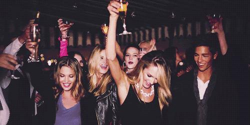 不雷不鸣|我对喝酒喝死的,天生有种亲近感