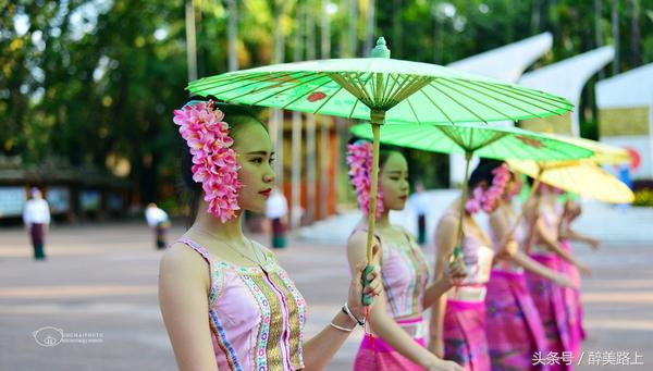 西双版纳在水一方泼水节,版纳哪里可以感受泼水