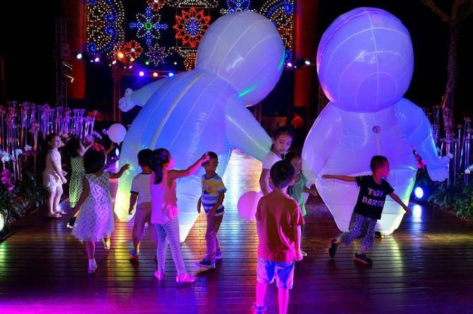 涓変簹澶╂动娴疯鏃呮父鏀荤暐,涓変簹澶╂动娴疯椋庢櫙瑙嗛