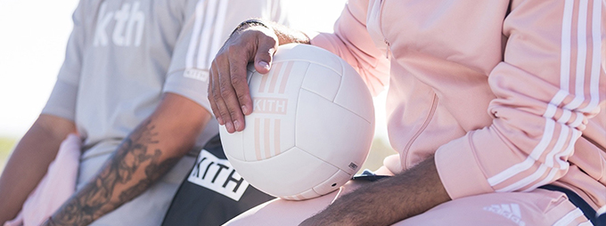 男生一定要尝试粉色穿搭,适合男生用的粉色单品