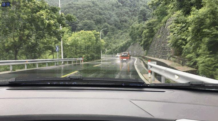 2017款吉利远景x1试驾视频,吉利suv远景x1成都手动