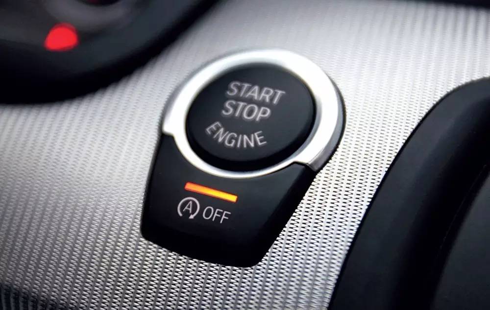 没空调的车子雨天起雾怎么办,冬天车内开空调车窗起雾怎么办