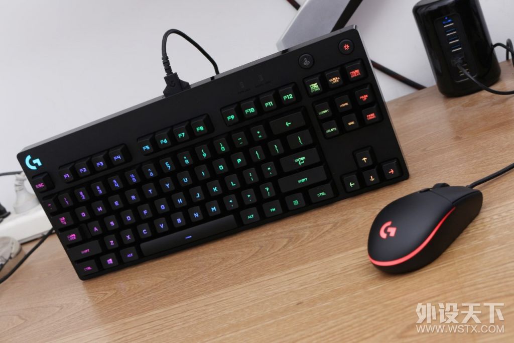 罗技键盘gpro尊贵蓝和海克斯版,罗技gpro键盘优缺点