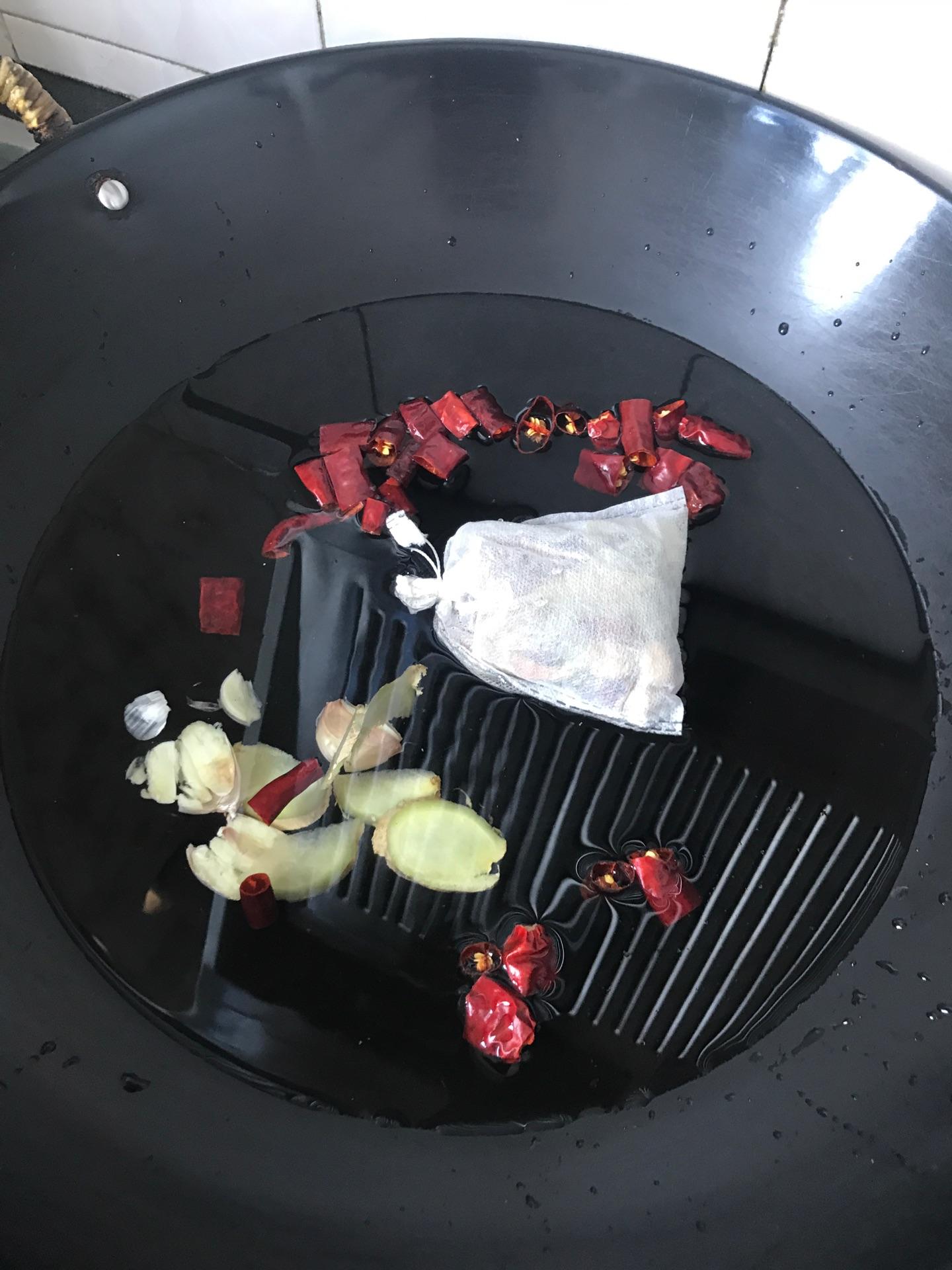 卤毛豆的做法周黑鸭,卤毛豆的做法